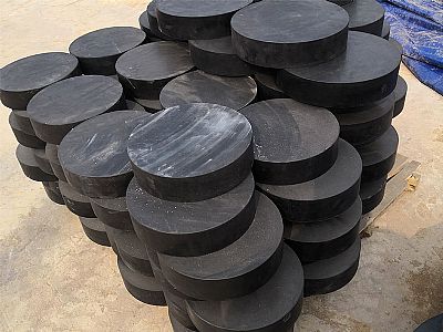 吉阳区板式橡胶支座由若干层橡胶片与薄钢板经加压硫化